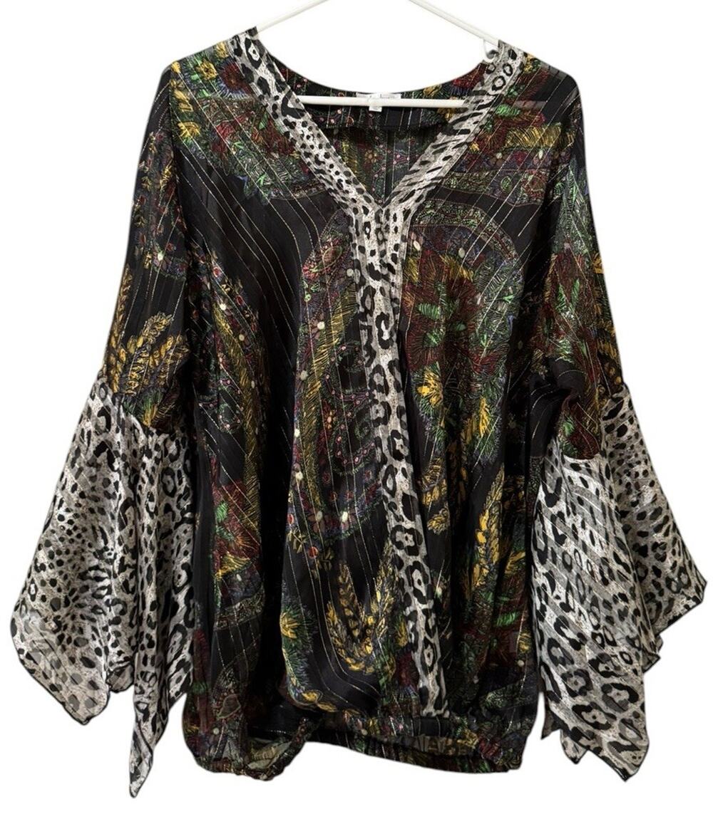 Mirror Image Women Size Medium V Neck Bohemian Blouse Floral Flare Sleeve Hippie